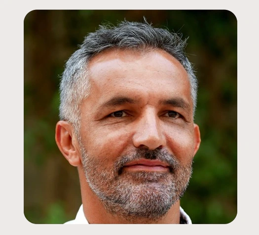 Carlos Pérez, Ex empleado de Industria Textil